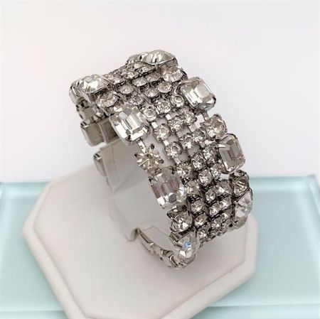 Picture for category Bracelets