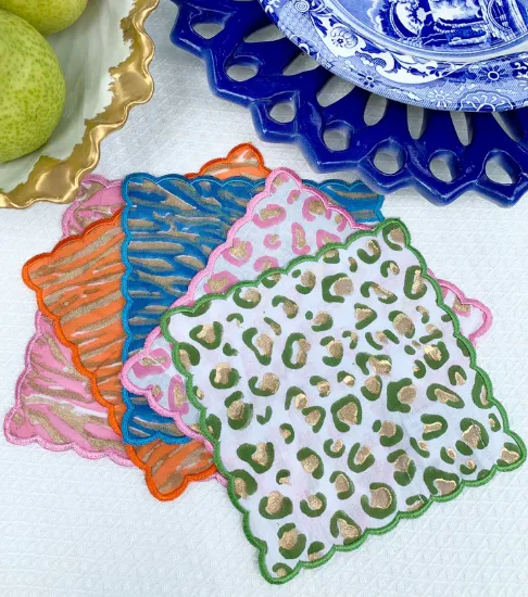 Picture of Set of 6 Hot Pink Cheetah Print Cocktail Napkins By Southern Tribute 