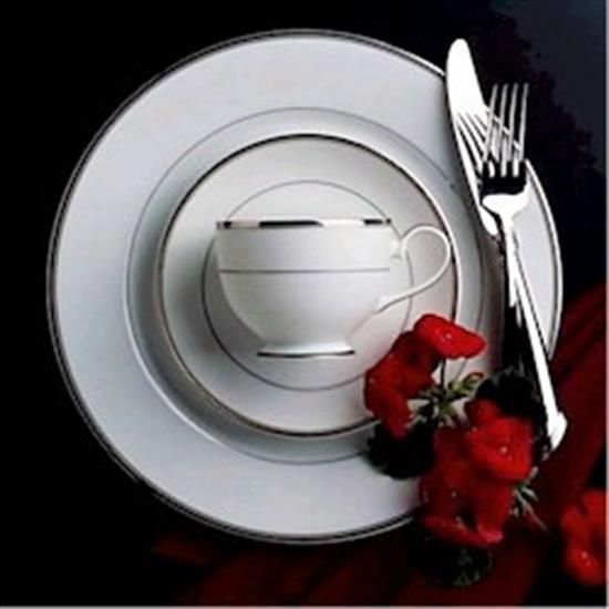 Picture of Dinner Plates