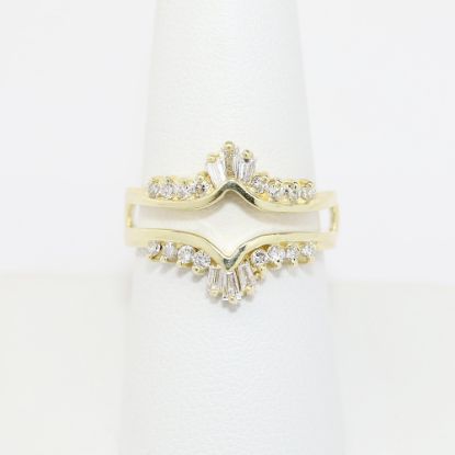 Picture of 14k Yellow Gold Diamond Jacket Ring 