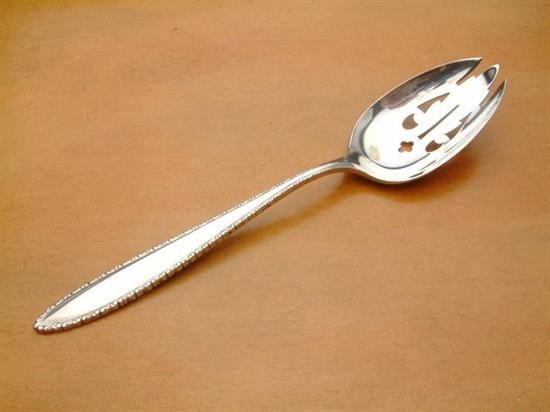 Picture of Pierced Tableserv.spn
