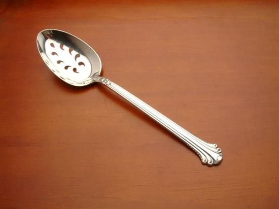 Picture of Pierced Tableserv.spn
