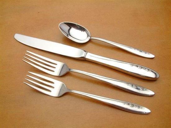 Picture of New 4pc. Place Setting