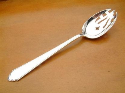 Picture of Pierced Tableserv.spn