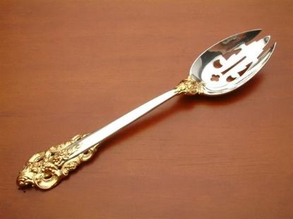Picture of Pierced Tableserv.spn