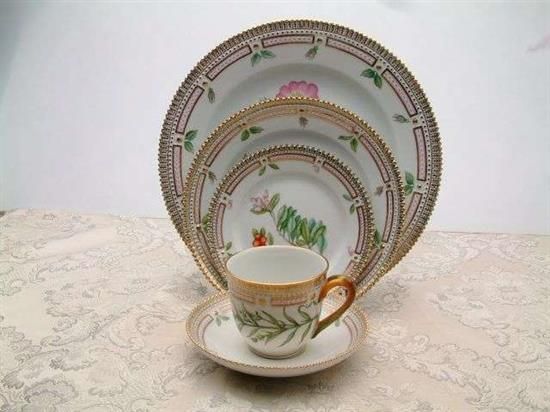 Picture of New 45pc. Set
