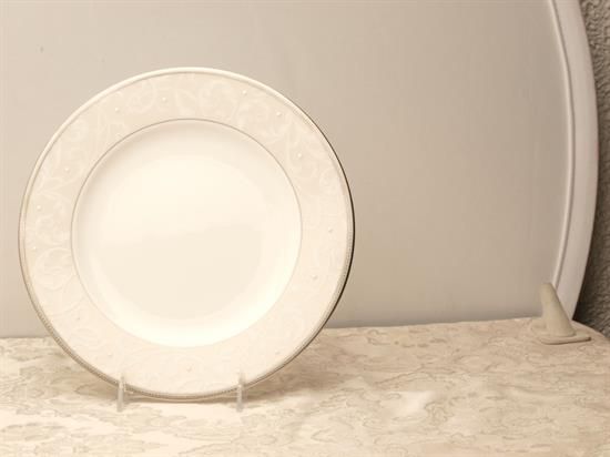 Picture of Dinner Plates