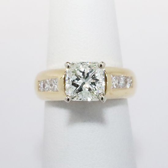 Picture of 14k Yellow Gold 1.52CT Princess Cut Diamond Engagement Ring 