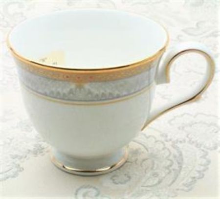 Picture for pattern Classic Elegance