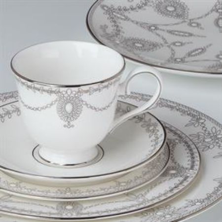 Picture for pattern Empire Pearl by Marchesa