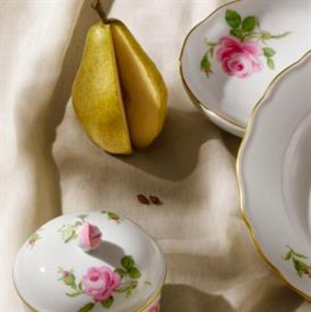 Picture for pattern Meissen Roses, Pink