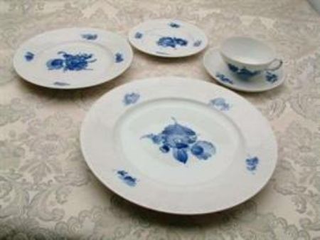 Picture for pattern Blue Flower, Plain